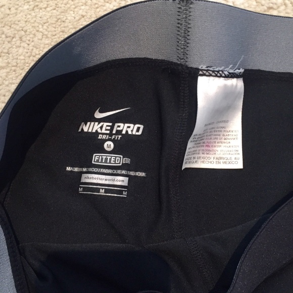 SOUL-CYCLE X NIKE PRO BLACK DRY FIT LEGGINGS - Picture 4 of 8